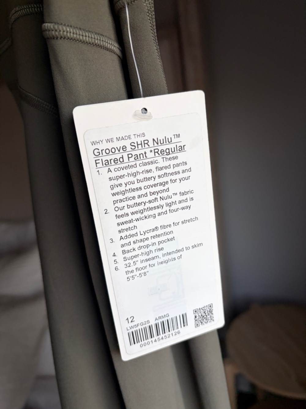lululemon  Groove SHR Nulu Flared Pant - olive green